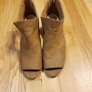 ANA Theo Taupe Shoe Size 8.5